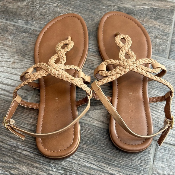 Size 9 Sandals - Picture 2 of 7